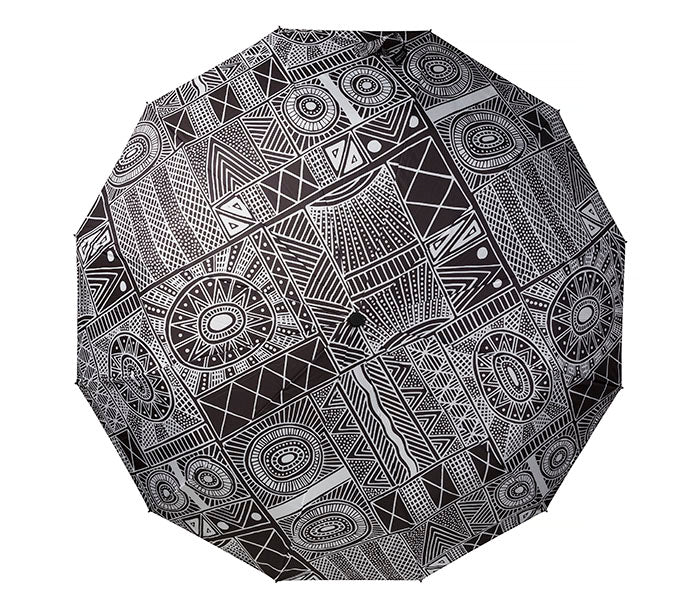 Photo of top of umbrella with Fiona Purutatameri print on it