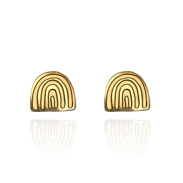 Front view image of gold stud earring in rainbow shape